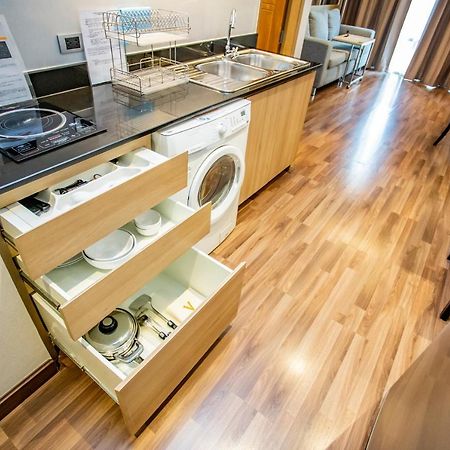 V Residence Бангкок Екстер'єр фото