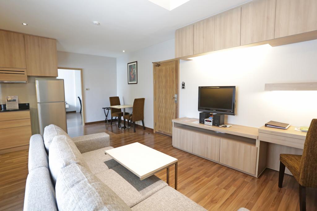 V Residence Бангкок Екстер'єр фото