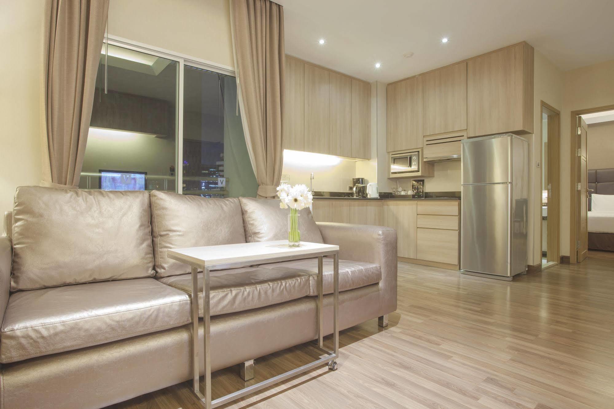 V Residence Бангкок Екстер'єр фото