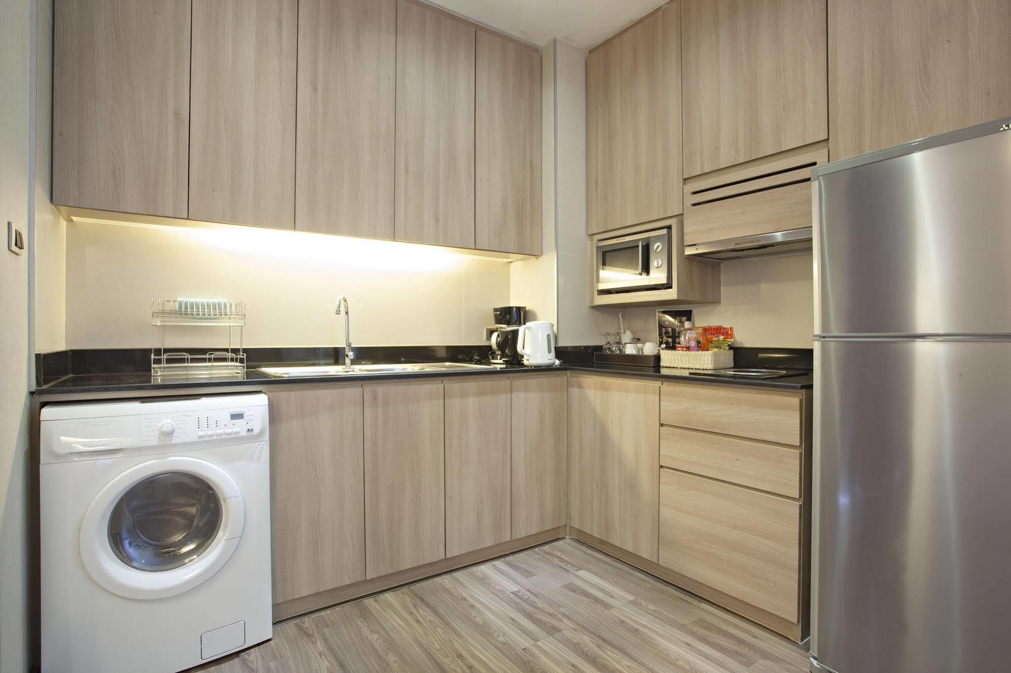 V Residence Бангкок Екстер'єр фото