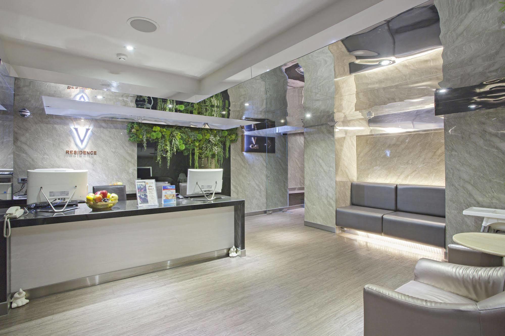 V Residence Бангкок Екстер'єр фото
