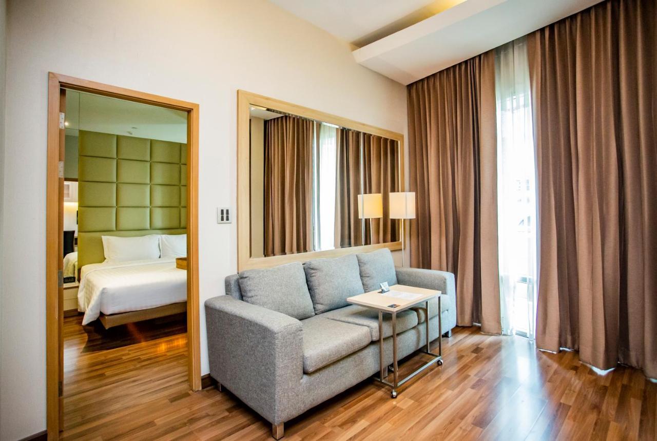 V Residence Бангкок Екстер'єр фото