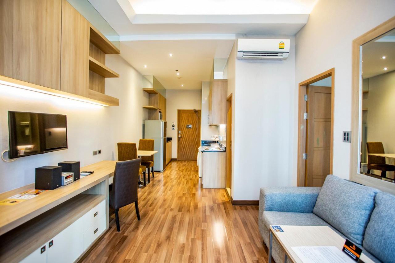V Residence Бангкок Екстер'єр фото
