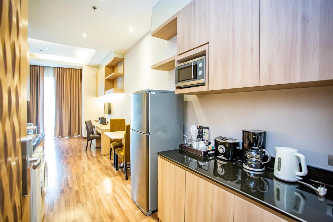 V Residence Бангкок Екстер'єр фото